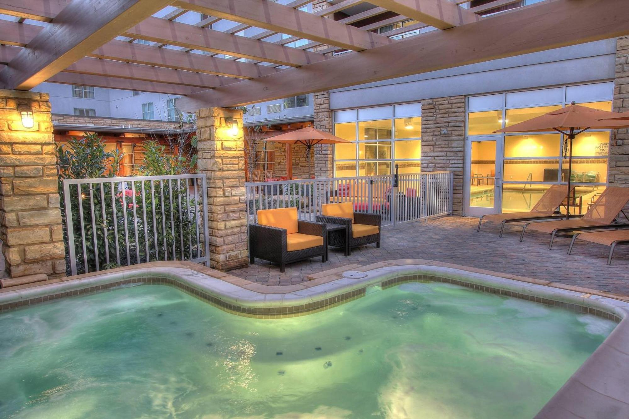 Hotel Courtyard By Marriott Gatlinburg Downtown Extérieur photo
